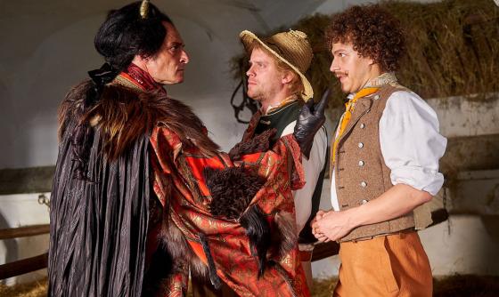 Scéna z filmu Čertoviny