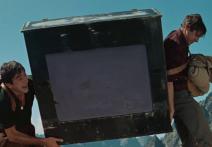 Scéna z filmu Měděná věž