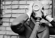 Scéna z filmu Rok v životě jedné země